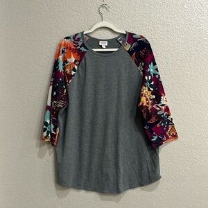 LuLaRoe 3/4 Floral Sleeve Gray Randy Shirt Size 3XL